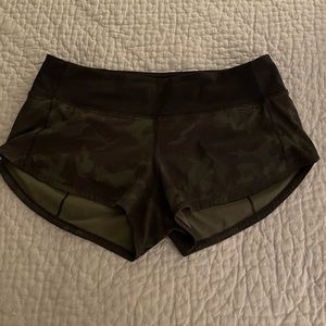 Lululemon Speed Up Shorts 2.5in